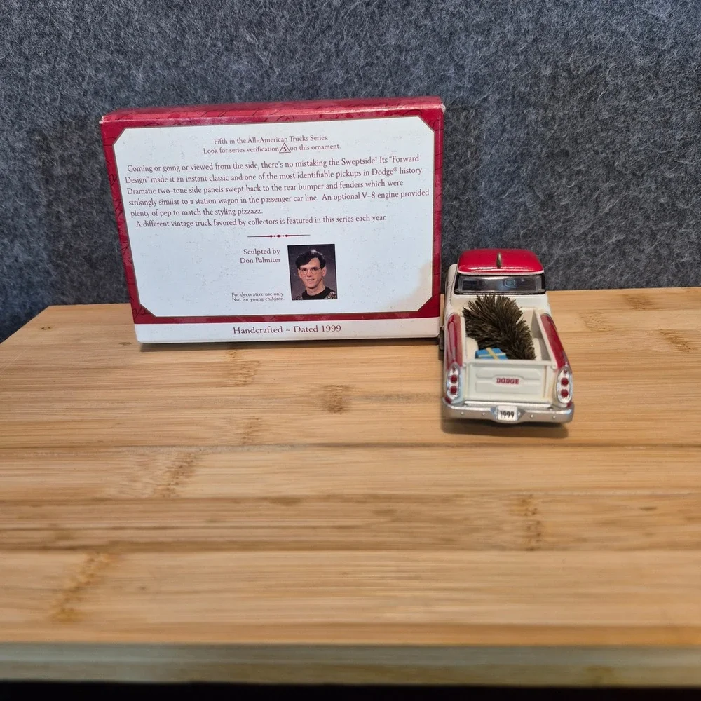 1957 Dodge Sweptside D100 Ornament 1999 Hallmark All American Truck Series